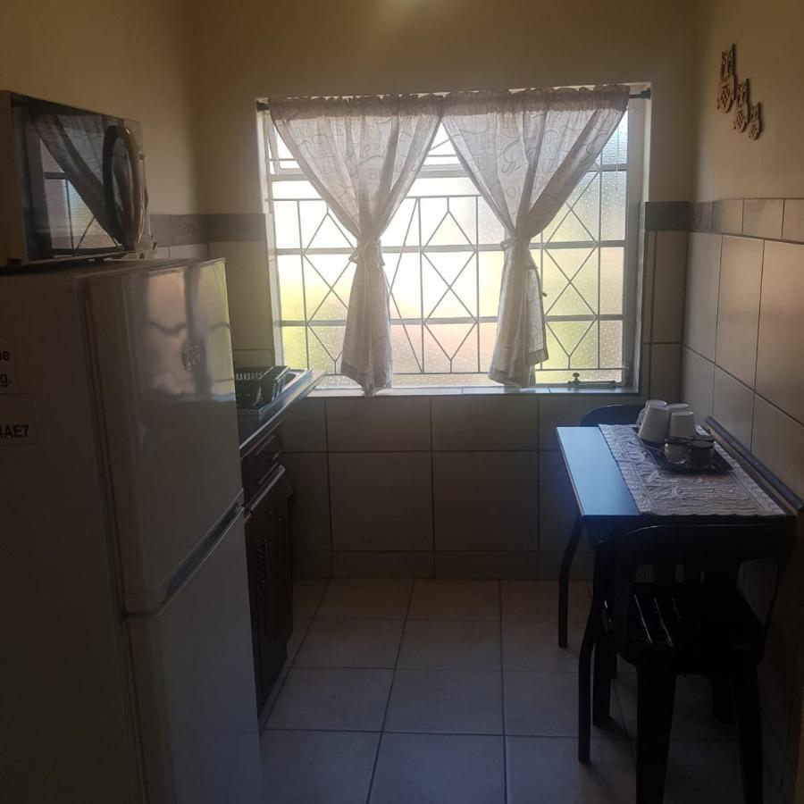 Mom'S Place Upington Extérieur photo