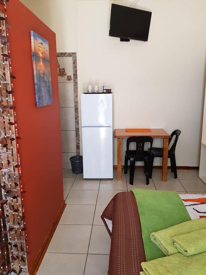 Mom'S Place Upington Extérieur photo